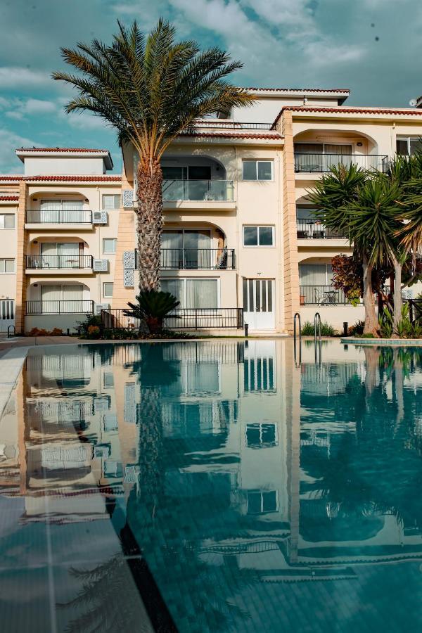 Fantastic 4 Cyprus First Line Beachfront Boghaz Exterior foto